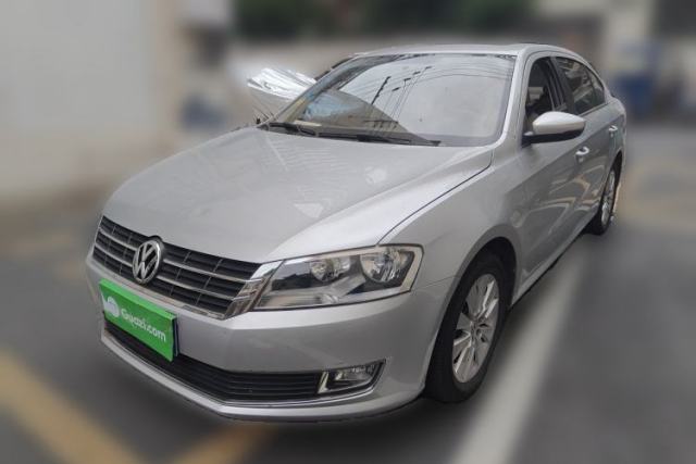 Used Volkswagen Lavida 2013 Restyled Classic 1.6L Manual Comfort Edition