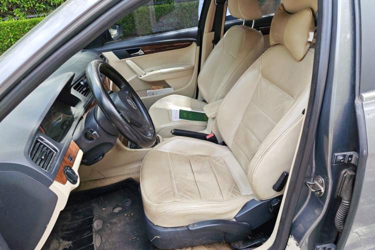 Used Volkswagen Lavida 2013 Restyled Classic 1.6L Manual Comfort Edition Left Front Seat