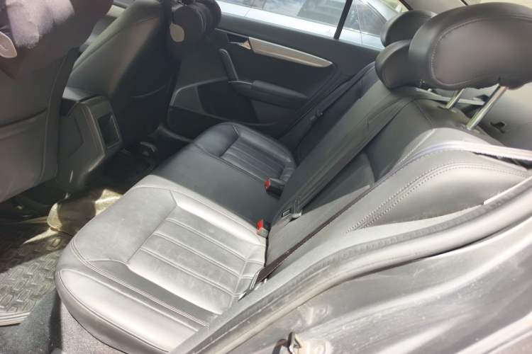 Used Volkswagen Lavida 2013 Revised Classic 1.6L Manual Fashion Edition Left Rear Seat