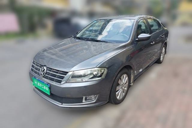 Used Volkswagen Lavida 2013 1.6L Manual Comfort Edition