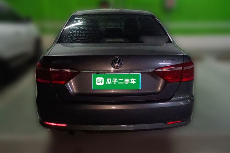 Used Volkswagen Lavida 2013 1.6L Automatic Fashion Edition Rear