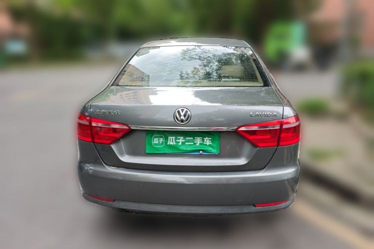 Used Volkswagen Lavida 2013 1.6L Automatic Comfort Edition Rear