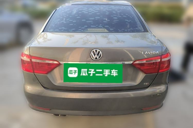 Used Volkswagen Lavida 2013 Revised Version 1.4 TSI DSG Comfort Edition Rear