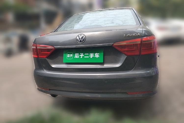 Used Volkswagen Lavida 2013 Revised Version 1.6L Automatic Luxury Edition Rear