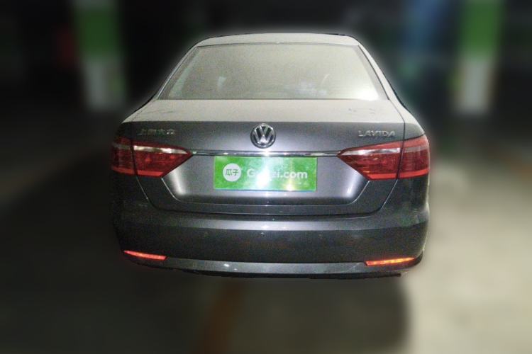 Used Volkswagen Lavida 2013 1.6L Manual Comfort Edition Rear