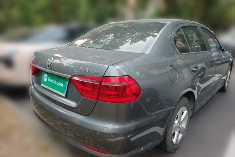 Used Volkswagen Lavida 2013 Revised Classic 1.6L Manual Fashion Edition Rear Right 45 Deg