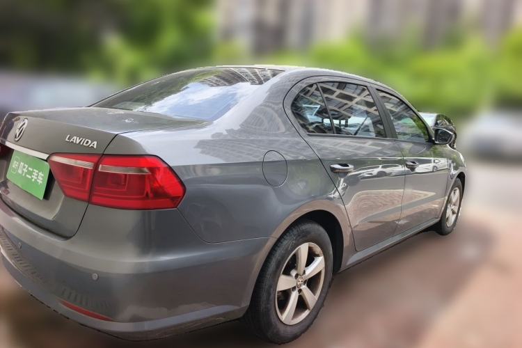 Used Volkswagen Lavida 2013 Revised Classic 1.6L Manual Fashion Edition Rear Right 45 Deg