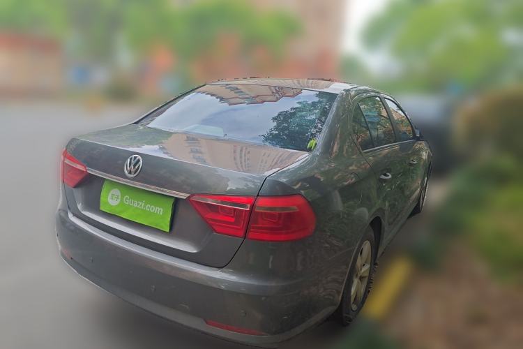 Used Volkswagen Lavida 2013 Revised Classic 1.6L Manual Fashion Edition Rear Right 45 Deg