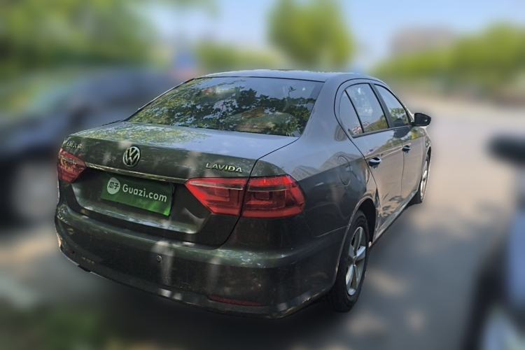 Used Volkswagen Lavida 2013 Revised Classic 1.6L Automatic Fashion Edition Rear Right 45 Deg