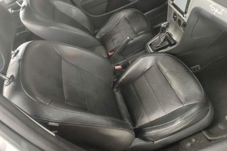 Used Volkswagen Lavida 2013 Restyled Classic 1.6L Automatic Comfort Edition Right Front Seat