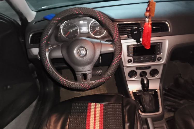 Used Volkswagen Lavida 2013 Restyled Classic 1.6L Automatic Comfort Edition Steering Wheel