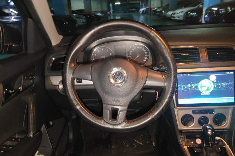Used Volkswagen Lavida 2013 Restyled Classic 1.6L Automatic Comfort Edition Steering Wheel