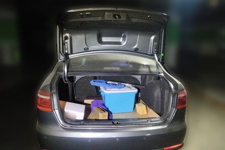 Used Volkswagen Lavida 2013 1.6L Manual Comfort Edition Trunk