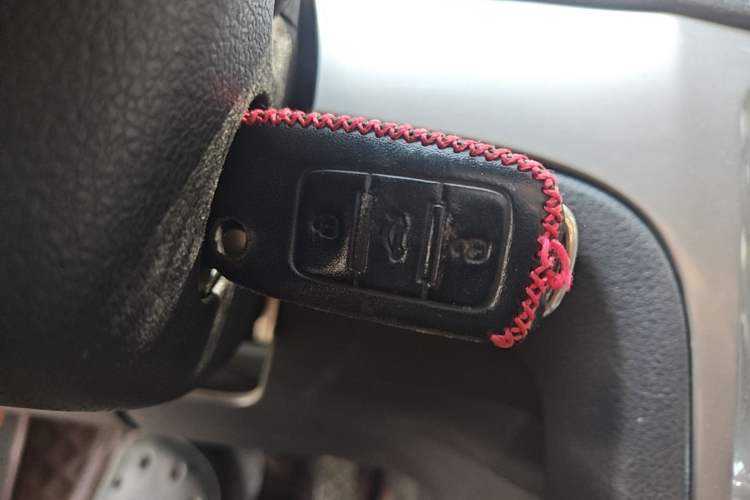 Used Volkswagen Lavida 2013 Revised Classic 1.6L Automatic Fashion Edition Vehicle Key