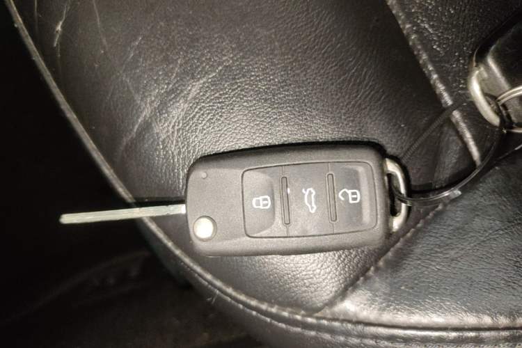 Used Volkswagen Lavida 2013 Restyled Classic 1.6L Automatic Comfort Edition Vehicle Key