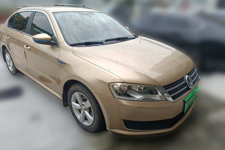 Used Volkswagen Lavida 2013 1.6L Automatic Fashion Edition Front Right 45 Deg