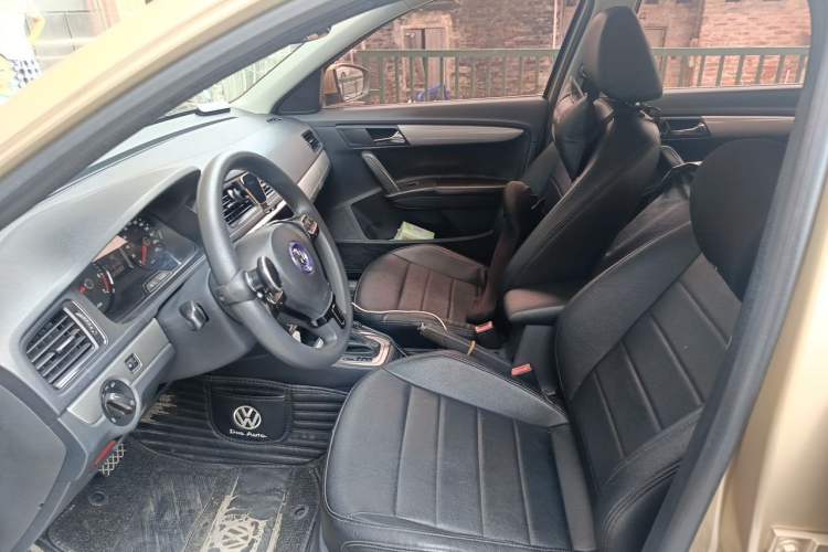 Used Volkswagen Lavida 2013 1.6L Automatic Fashion Edition Left Front Seat