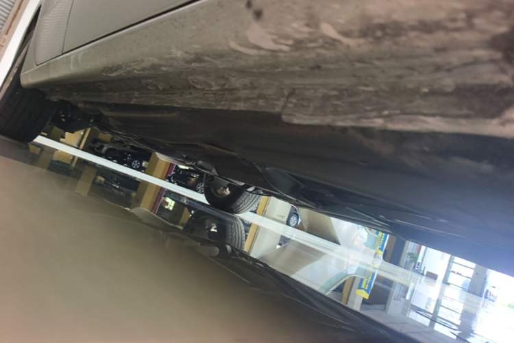 Used Volkswagen Lavida 2013 1.4TSI DSG Comfort Edition Chassis Front Right