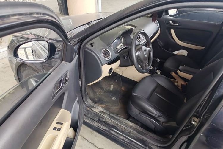 Used Volkswagen Lavida 2013 Classic 1.6L Manual Fashion Edition Driver Seat