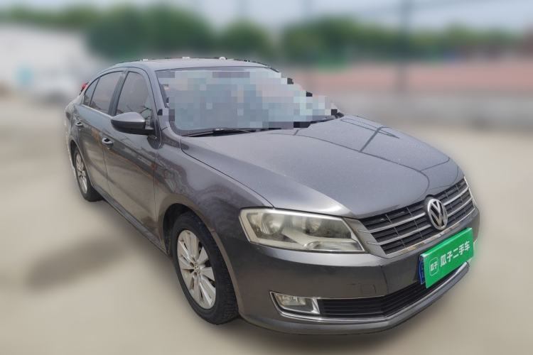 Used Volkswagen Lavida 2013 1.4TSI DSG Comfort Edition Front Right 45 Deg