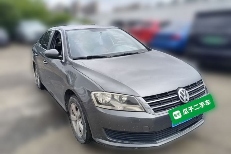 Used Volkswagen Lavida 2013 Revised Classic 1.6L Manual Fashion Edition Front Right 45 Deg