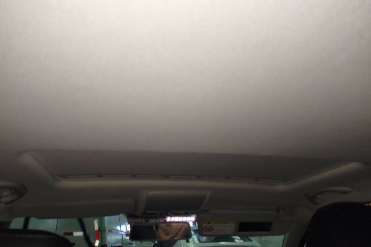 Used Volkswagen Lavida 2013 Restyled Classic 1.6L Manual Comfort Edition Headliner