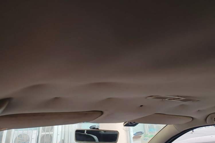 Used Volkswagen Lavida 2013 Classic 1.6L Manual Fashion Edition Headliner