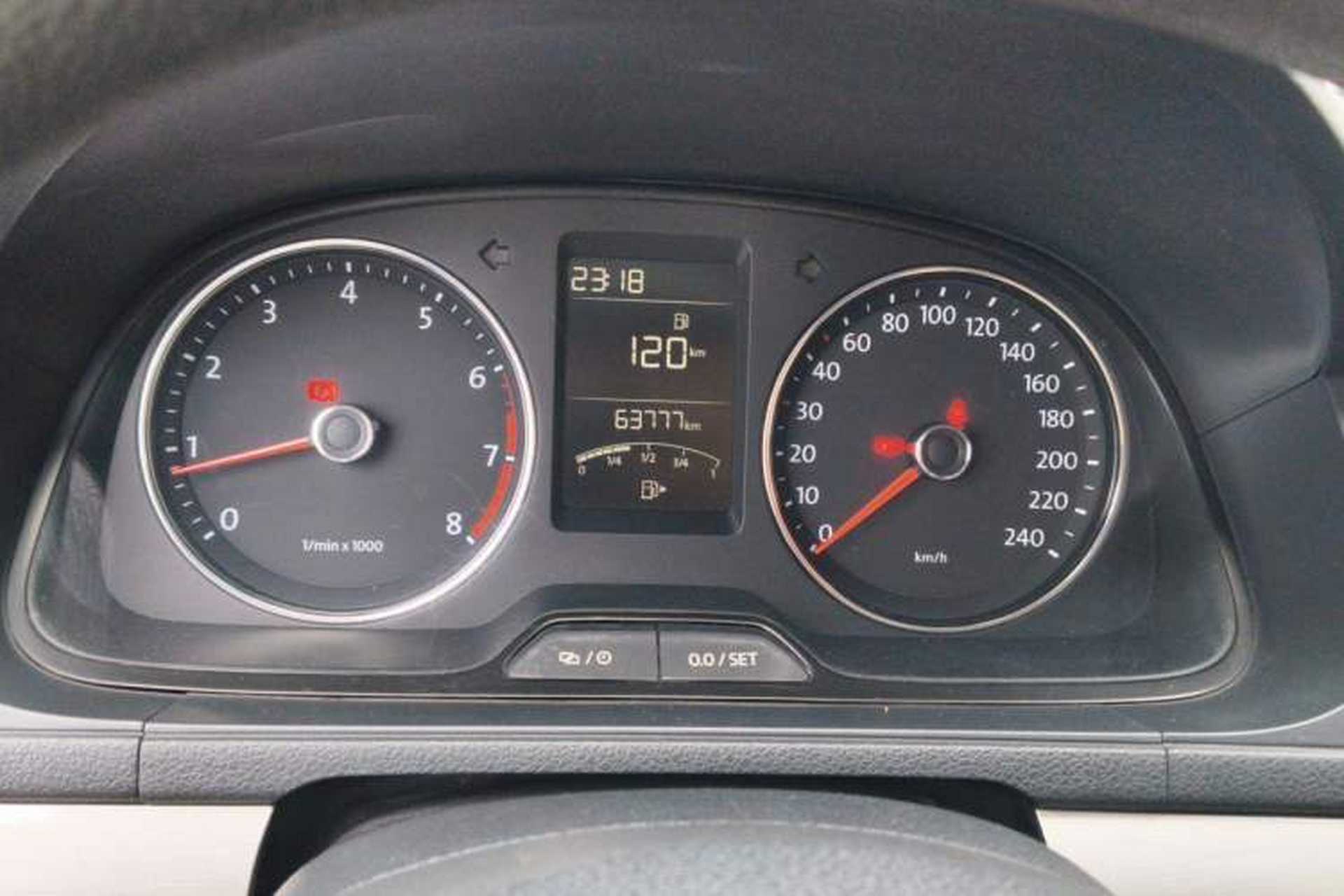 Used Volkswagen Lavida 2013 1.6L Manual Comfort Edition Instrument Cluster
