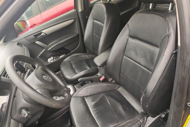 Used Volkswagen Lavida 2013 Revised Classic 1.6L Automatic Fashion Edition Left Front Seat