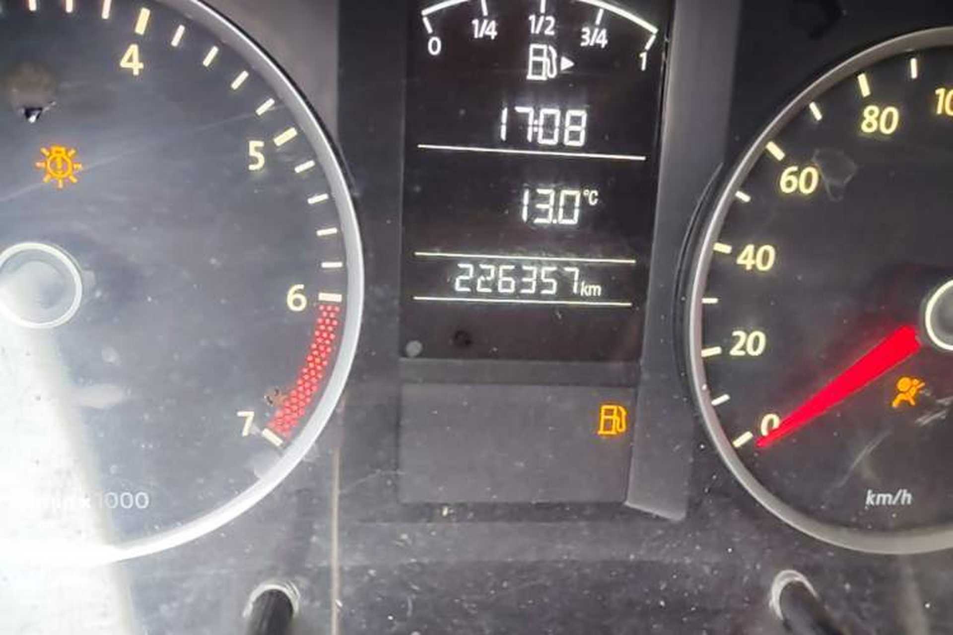 Used Volkswagen Lavida 2013 Classic 1.6L Manual Fashion Edition Odometer Close Up