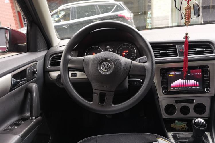 Used Volkswagen Lavida 2013 Restyled Classic 1.6L Manual Comfort Edition Steering Wheel