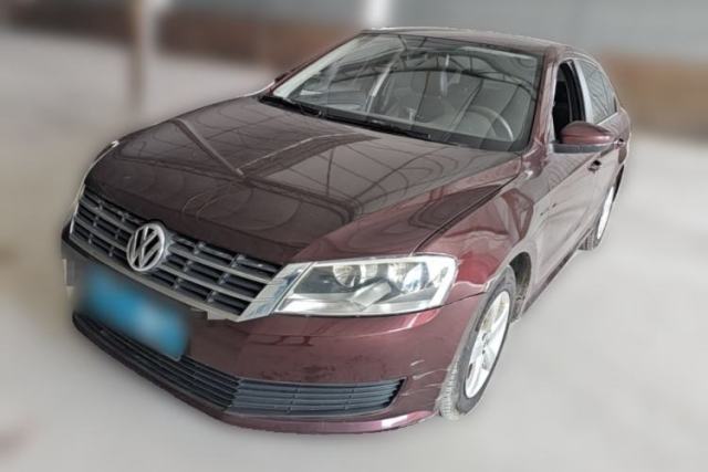 Ojetý Volkswagen Lavida 2013 Revised Classic 1.6L Automatic Fashion Edition