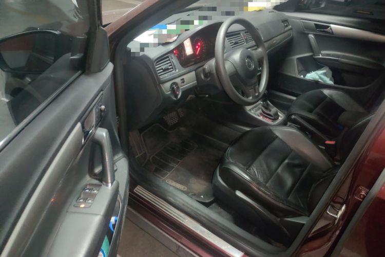 Used Volkswagen Lavida 2013 Restyled Classic 1.6L Automatic Comfort Edition Driver Seat