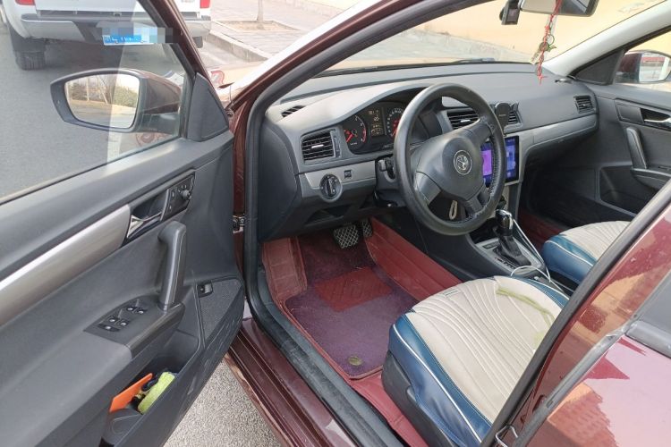 Used Volkswagen Lavida 2013 Revised Classic 1.6L Automatic Fashion Edition Driver Seat