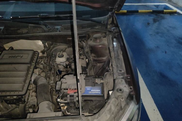 Used Volkswagen Lavida 2013 Restyled Classic 1.6L Manual Comfort Edition Engine Bay Left