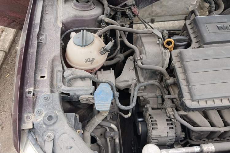 Used Volkswagen Lavida 2013 Restyled Classic 1.6L Automatic Comfort Edition Engine Bay Right