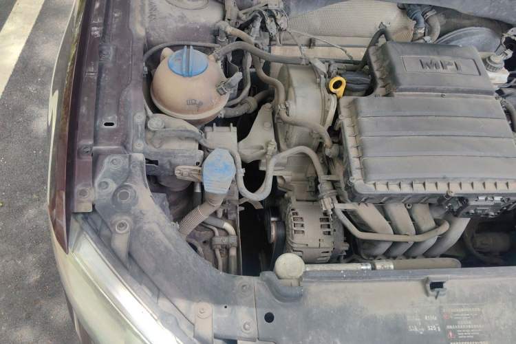 Used Volkswagen Lavida 2013 Restyled Classic 1.6L Automatic Comfort Edition Engine Bay Right