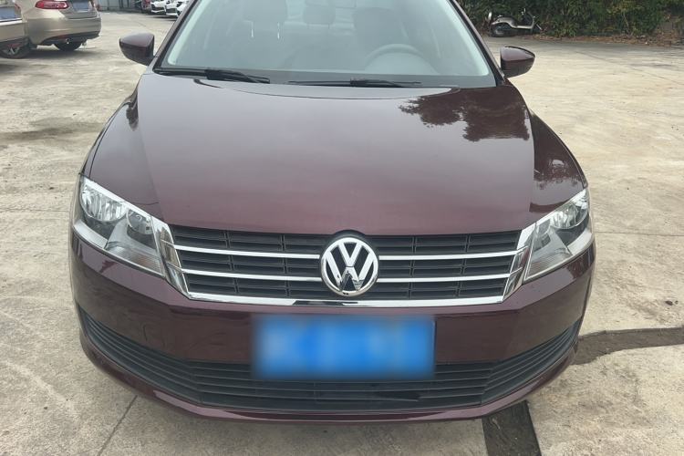 Used Volkswagen Lavida 2013 Revised Classic 1.6L Automatic Fashion Edition Exterior 1