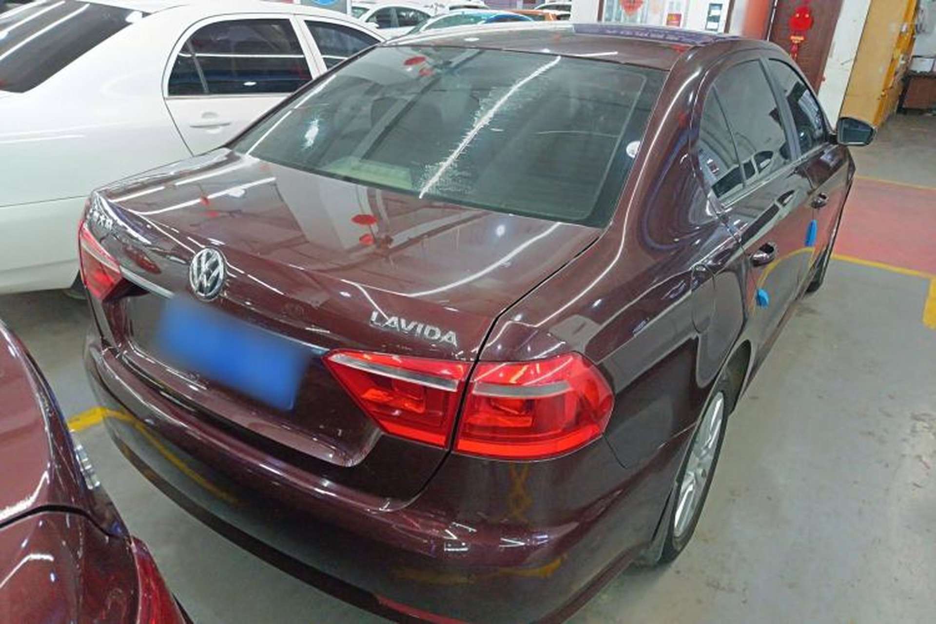 Used Volkswagen Lavida 2013 Restyled Classic 1.6L Automatic Comfort Edition Exterior 3