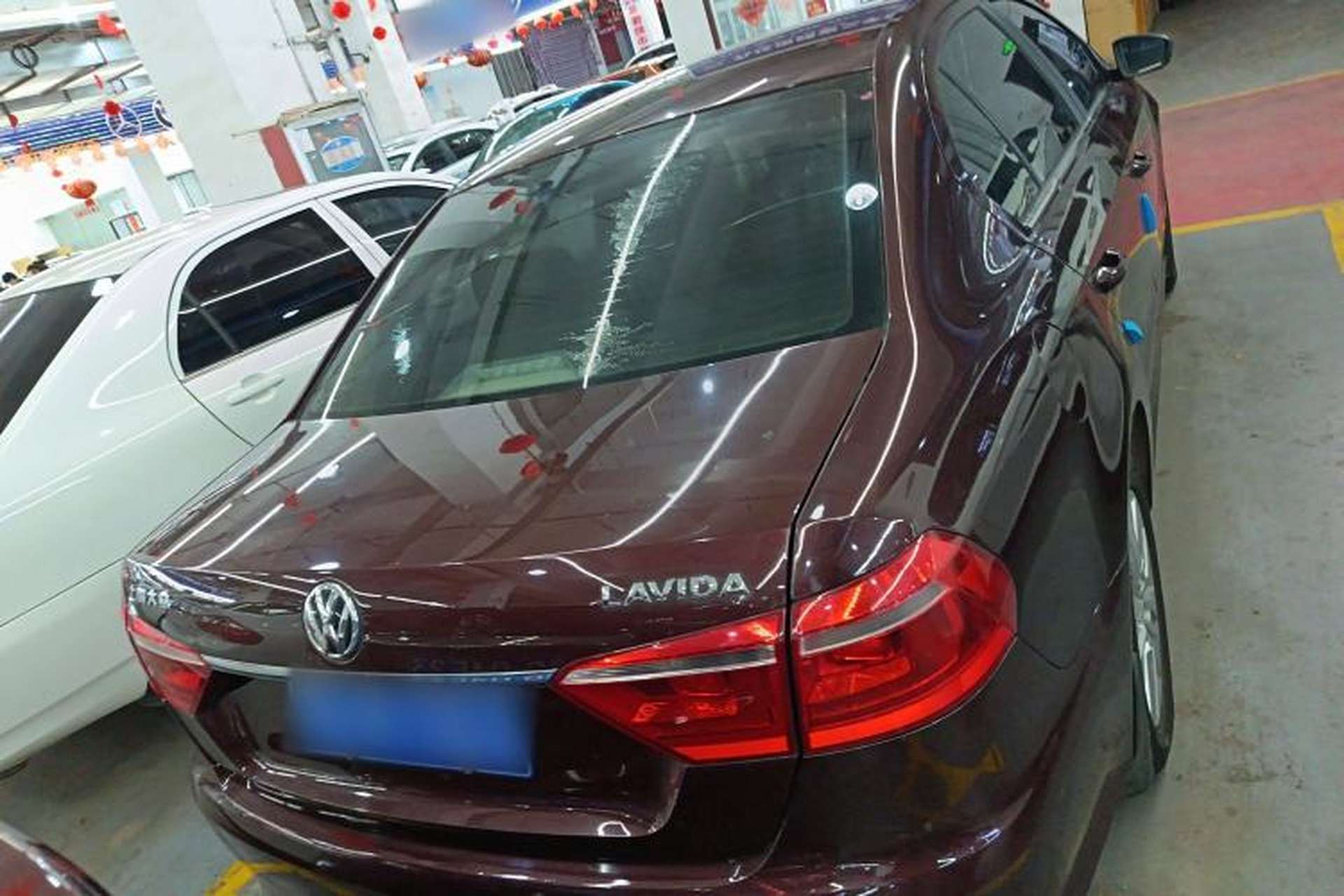 Used Volkswagen Lavida 2013 Restyled Classic 1.6L Automatic Comfort Edition Exterior 4