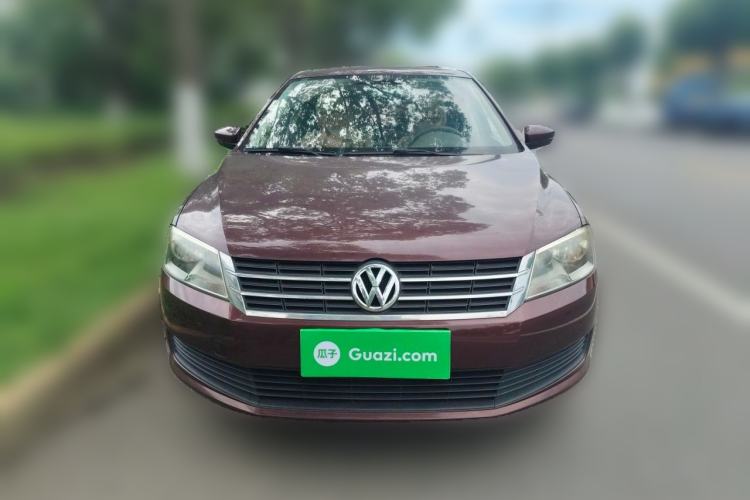 Used Volkswagen Lavida 2013 Revised Classic 1.6L Manual Fashion Edition Front