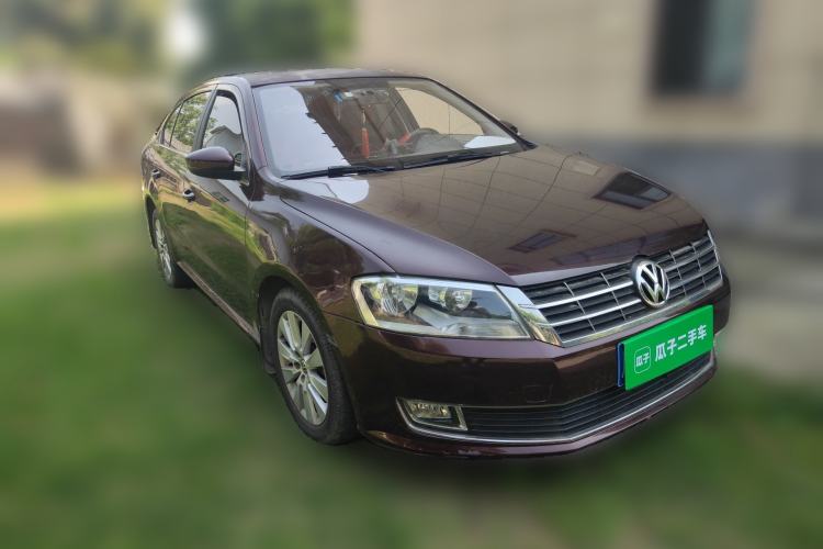 Used Volkswagen Lavida 2013 Revised Version 1.4 TSI Manual Comfort Edition Front Right 45 Deg
