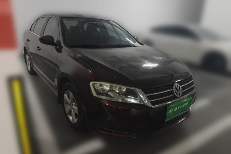 Used Volkswagen Lavida 2013 Revised Classic 1.6L Manual Fashion Edition Front Right 45 Deg