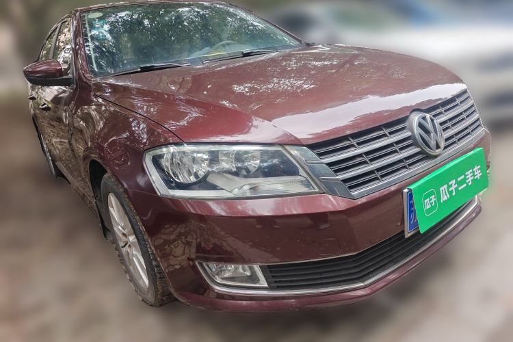 Used Volkswagen Lavida 2013 Restyled Classic 1.6L Manual Comfort Edition Front Right 45 Deg