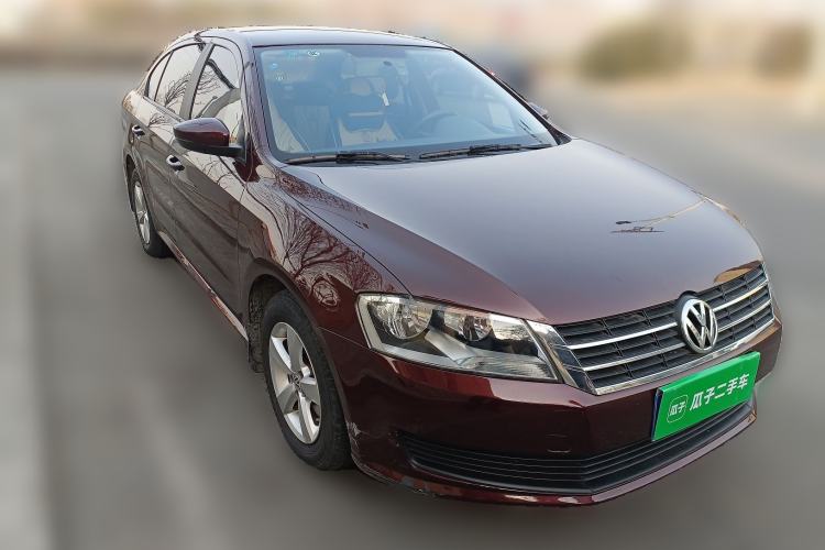 Used Volkswagen Lavida 2013 Revised Classic 1.6L Automatic Fashion Edition Front Right 45 Deg