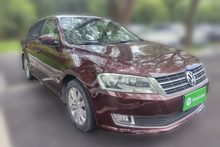 Used Volkswagen Lavida 2013 Restyled Classic 1.6L Automatic Comfort Edition Front Right 45 Deg