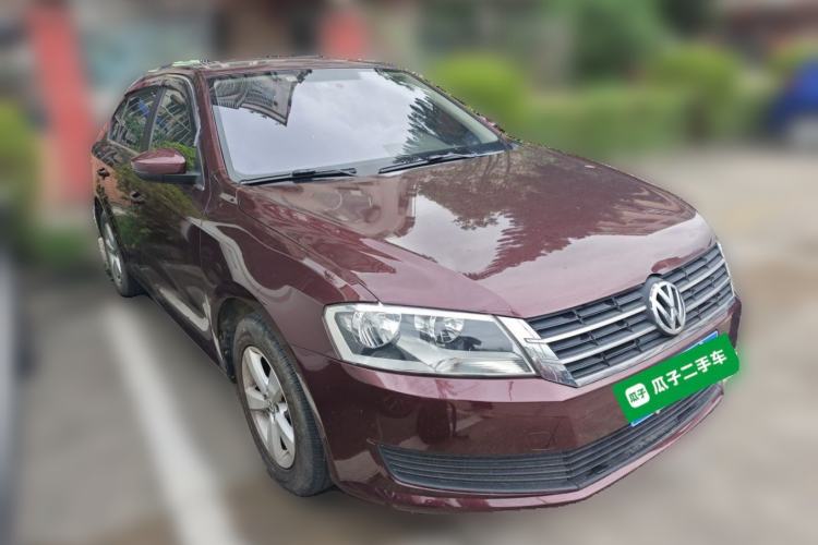 Used Volkswagen Lavida 2013 Revised Classic 1.6L Automatic Fashion Edition Front Right 45 Deg