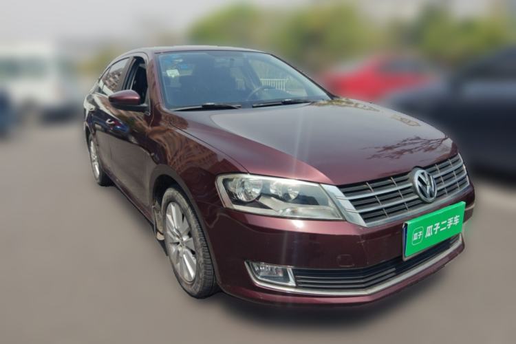 Used Volkswagen Lavida 2013 Restyled Classic 1.6L Manual Comfort Edition Front Right 45 Deg