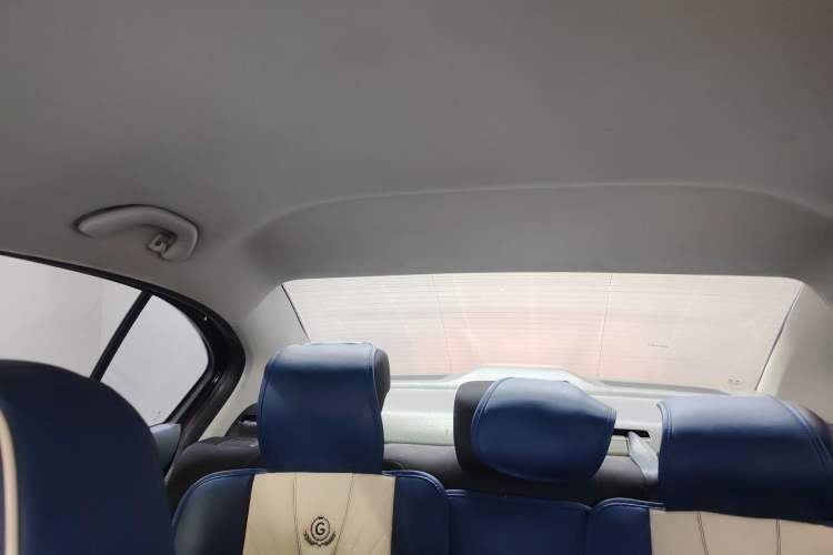 Used Volkswagen Lavida 2013 Revised Classic 1.6L Automatic Fashion Edition Headliner