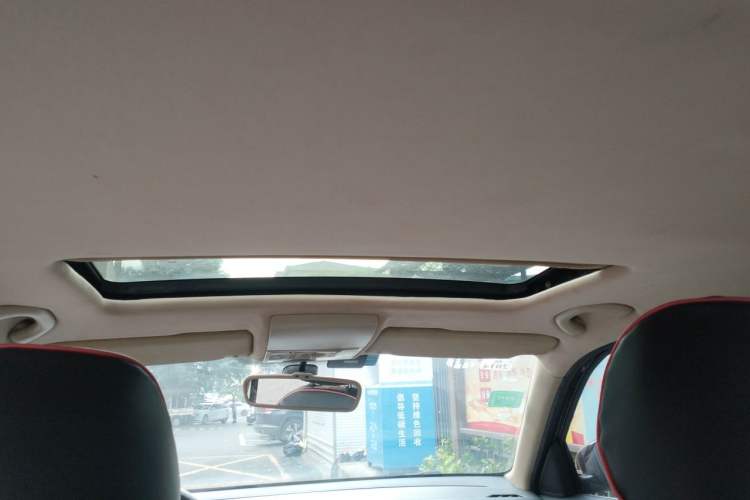 Used Volkswagen Lavida 2013 1.4 TSI DSG Luxury Navigation Edition Headliner